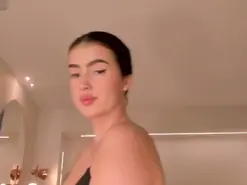 Amateur Free Porn Cam of PaulinaSantos