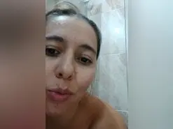 Amateur Free Porn Cam of isa_loves_cum