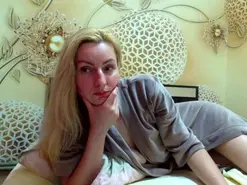 Amateur Sex Chat of Yourrealgirl