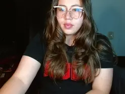 Amateur Free Live Porn of selle_loveee