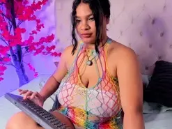 Amateur Live Sex of Lila_Jonees