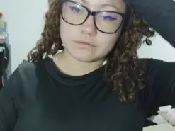 Amateur Free Porn Cam of Curly_greeneyed