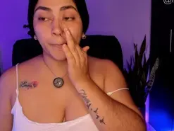 Amateur Watch Live Sex Cams of lucy26_