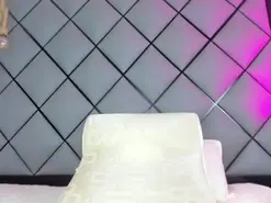 Amateur Live Sex of Ella_Kelly