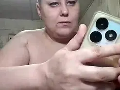 Amateur Live Porn of BigAss0704