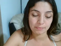 Amateur Live Sex Cam of Isabel_Lilly