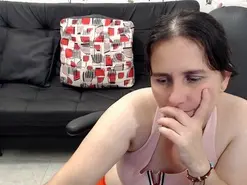 Amateur Sex Chat of selene_mom