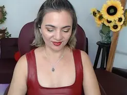 Amateur Free Porn Cam of ana_milf