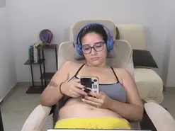 Amateur Free Live Porn of Moon_woman