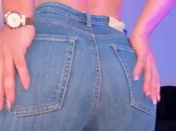 Amateur Sex Cam of SophieBarnett