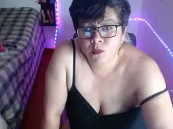 Amateur Nude Webcam of Mami_Squirt
