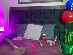 Amateur Watch Live Sex Cams of EllenaBoobs_