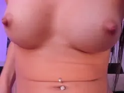 Amateur Free Porn Cam of BellaConnor