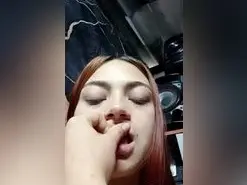 Amateur Live Sex Cam of Lola_2007