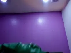 Amateur Free Live Porn of Karoline_66