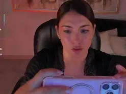 Amateur Nude Webcam of DannieSmith