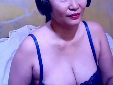 Bongacams Free Porn Cam of Carmela4u