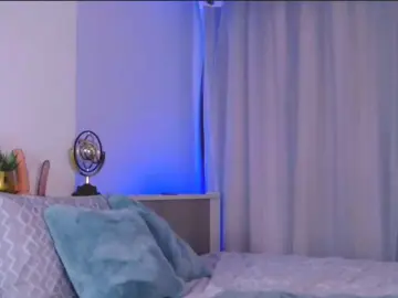 Bongacams Best Webcam of MinaGlow