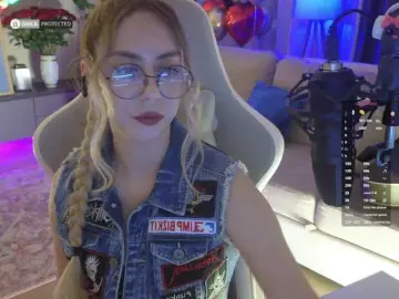Bongacams Best live sex cam show of -Light-Fury-