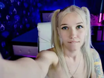 Bongacams Live Sex Cam of NaomiHita