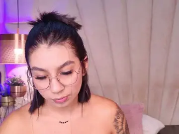 Bongacams Sex Cam of Alyssa-Ray