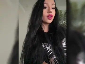 Bongacams Watch Live Sex Cams of LadyOfDesire