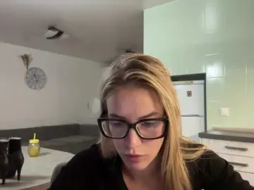 Bongacams Sex Cam of JenevaOcana
