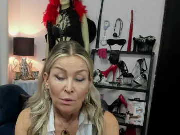 Bongacams Best live sex cam show of soft-crystal
