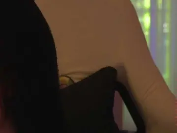 Bongacams Watch Live Sex Cams of DrammaQueennnn