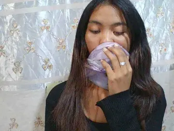 Bongacams Free Live Porn of Nina-001