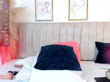 Bongacams Live Sex Cam of mia-lourence