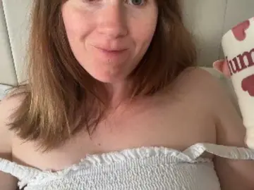 Bongacams Best Webcam of REDHEADROSIE