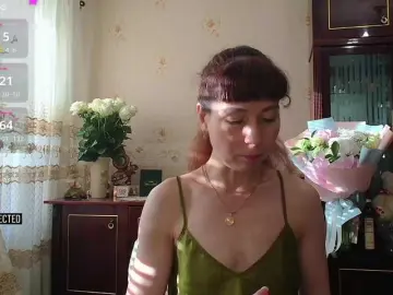Bongacams Watch Live Sex Cams of caroliiine