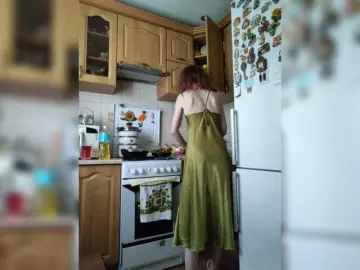 Bongacams Watch Live Sex Cams of caroliiine