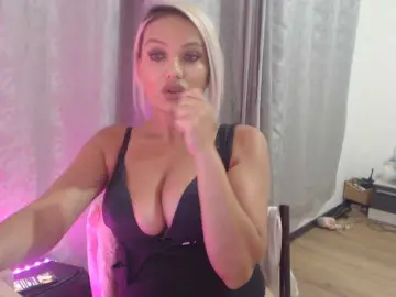 Bongacams Live Sex Cam of Kiss4foryou