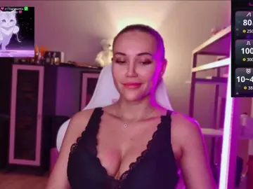 Bongacams Best live sex cam show of QWEENII