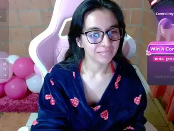 Bongacams Nude Webcam of Maggie-Fox