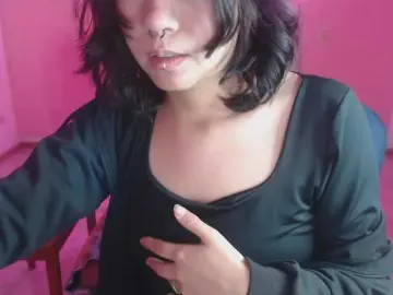 Bongacams Free Live Porn of violetdreams-1