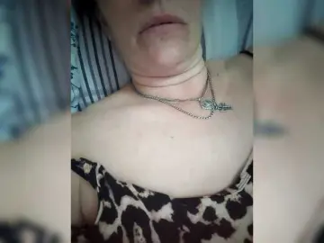 Bongacams Watch Live Sex Cams of MissieLorrie