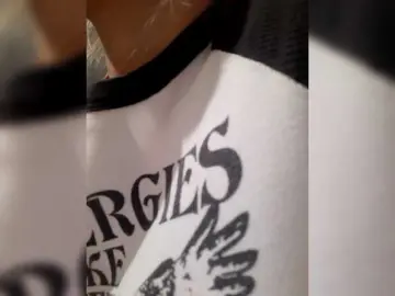 Bongacams Free Live Porn of LittleSammy