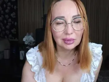 Bongacams Sex Chat of Pink-Lips