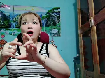 Bongacams Sex Chat of Linhanhsex2k