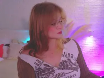 Bongacams Free Live Porn of CrazyWine