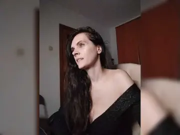 Bongacams Best live sex cam show of SexQueen11