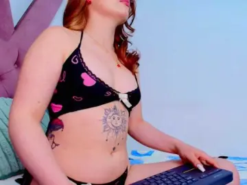 Bongacams Watch Live Sex Cams of MiiaParis
