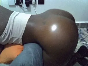 Bongacams Nude Webcam of SpicyHailey88