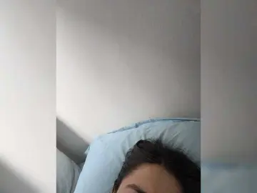 Bongacams Sex Cam of VioletGrey