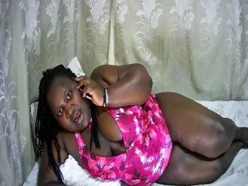 Bongacams Adult Webcams of chubby-cherry