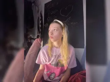 Bongacams Free Porn Cam of Mollymonroe