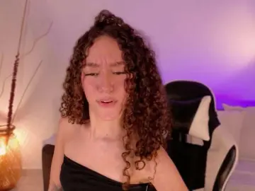Bongacams Live Sex Cam of ChloeMoreti